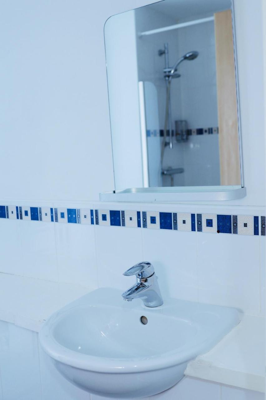 Apartment On Drybrough Crescent 3/6 เอดินบะระ ภายนอก รูปภาพ